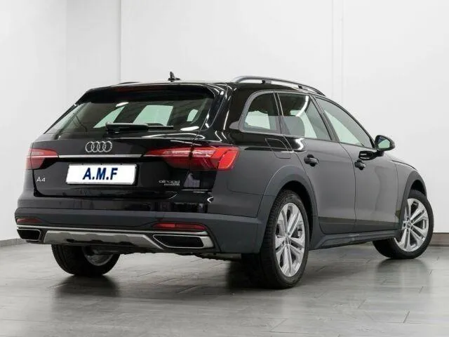 AUDI A4 allroad Image 2